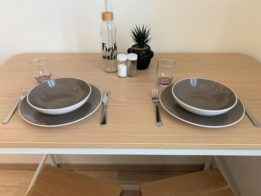 Studio En Residence Privee A Villeurbanne Luaran gambar